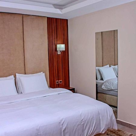 Joshesther Olive Hotel Икея Экстерьер фото