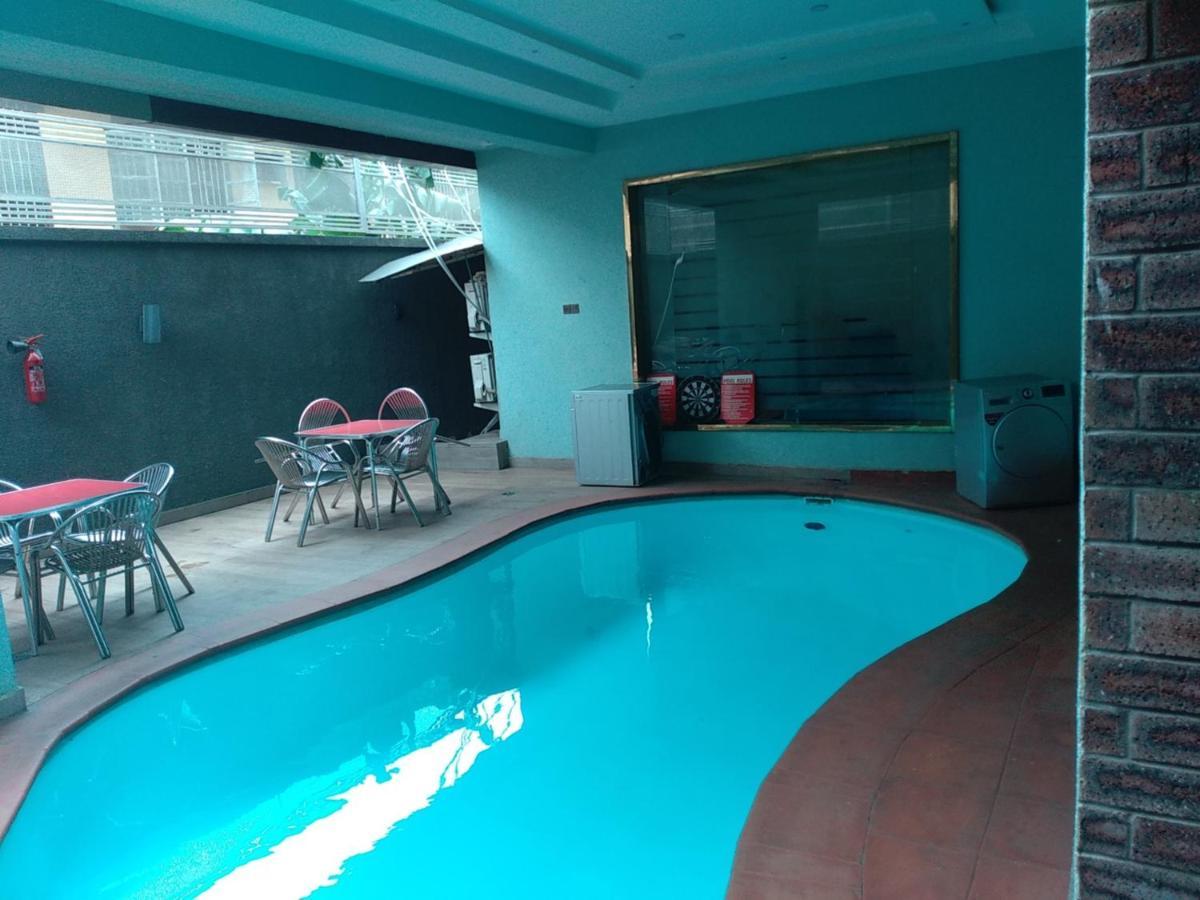 Joshesther Olive Hotel Икея Экстерьер фото