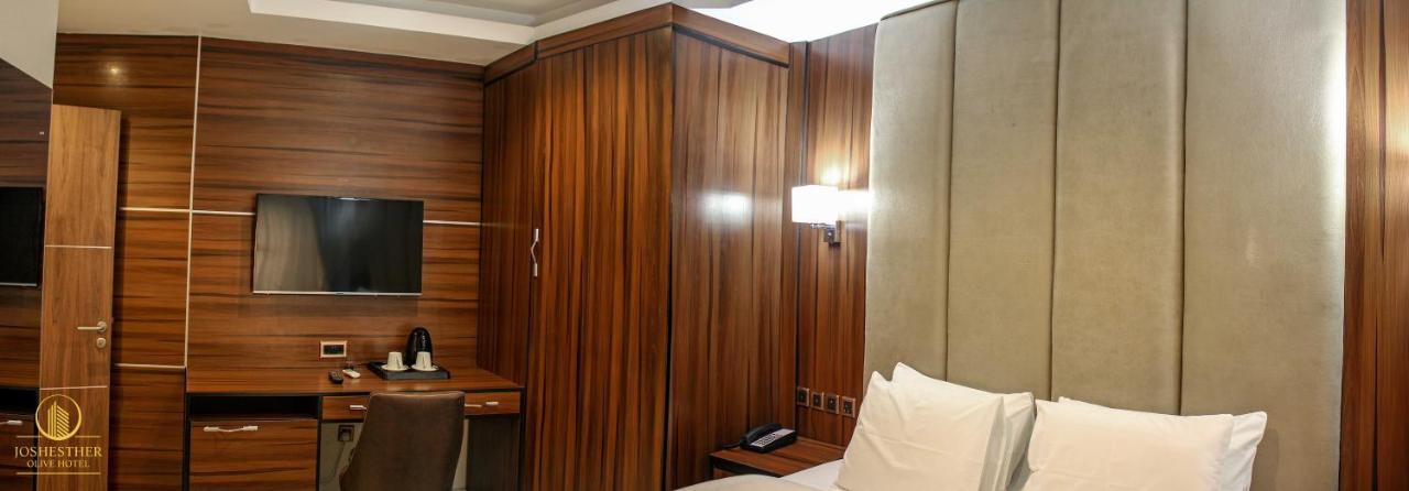 Joshesther Olive Hotel Икея Экстерьер фото