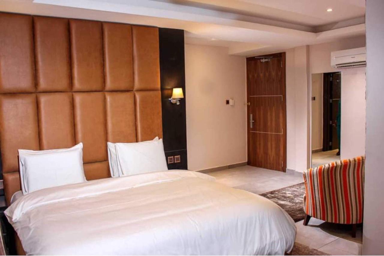 Joshesther Olive Hotel Икея Экстерьер фото